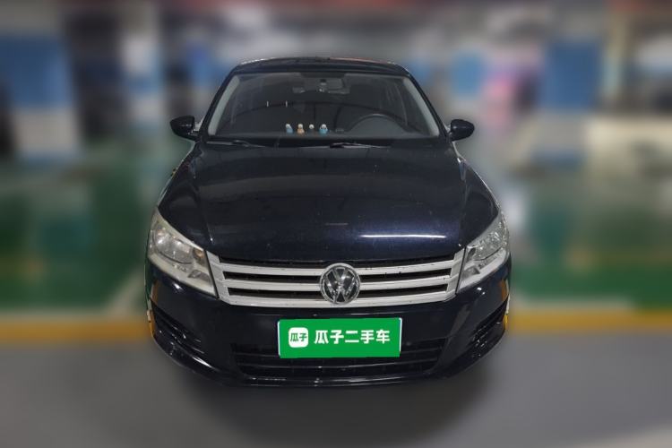Used Volkswagen Santana 2013 1.6L Manual Fashion Edition Front