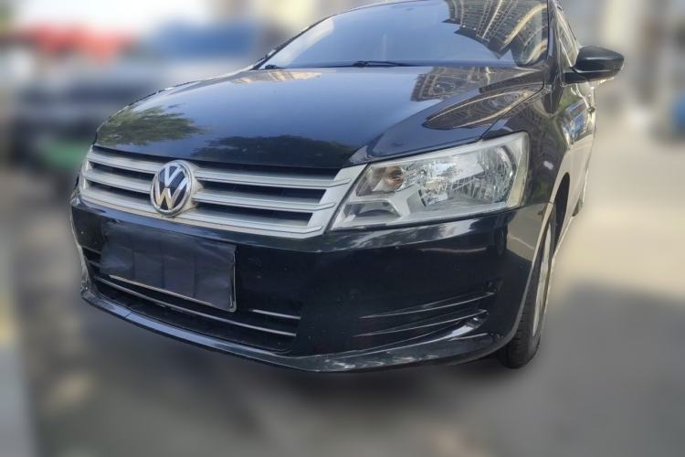 Used Volkswagen Santana 2013 1.6L Manual Fashion Edition Front