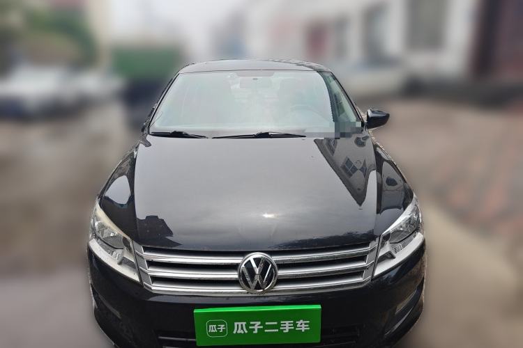 Used Volkswagen Santana 2013 1.4L Manual Comfort Edition Front