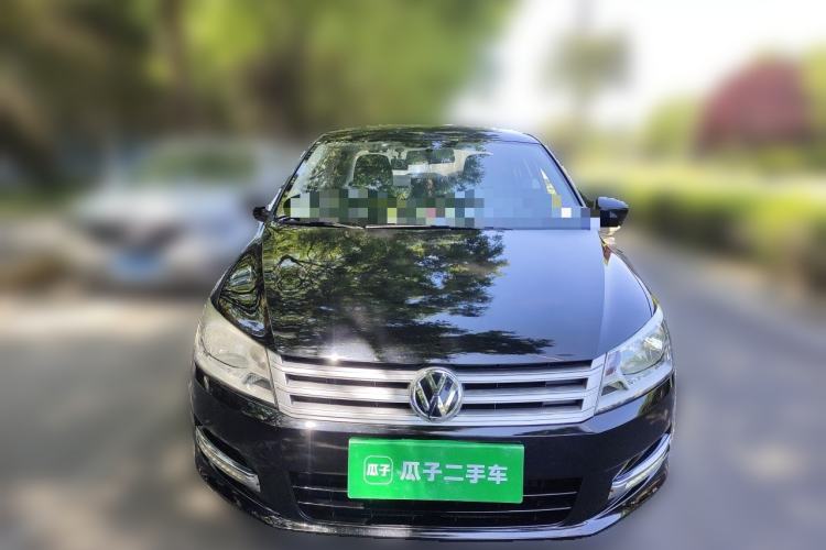 Used Volkswagen Santana 2013 1.6L Manual Fashion Edition Front