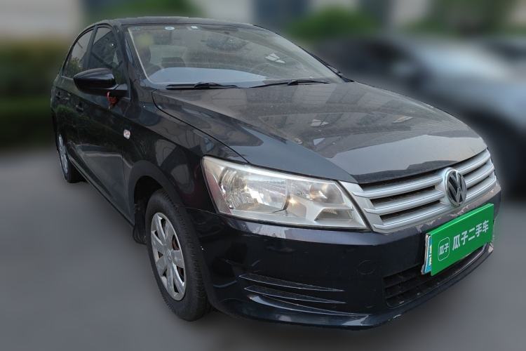 Used Volkswagen Santana 2013 1.4L Manual Fashion Edition Front Right 45 Deg