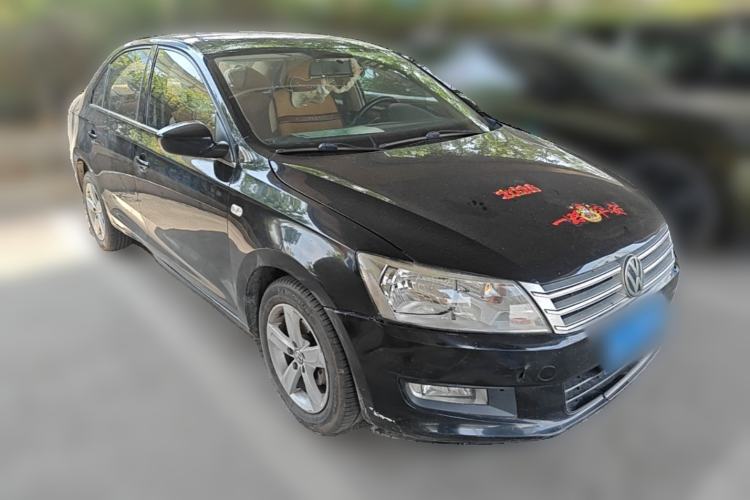 Used Volkswagen Santana 2013 1.6L Manual Comfort Edition Front Right 45 Deg