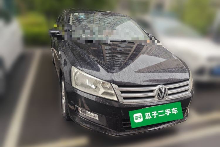 Used Volkswagen Santana 2013 1.6L Automatic Comfort Edition Front Right 45 Deg