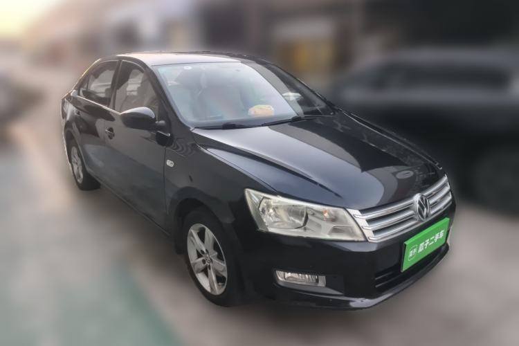 Used Volkswagen Santana 2013 1.4L Manual Comfort Edition Front Right 45 Deg