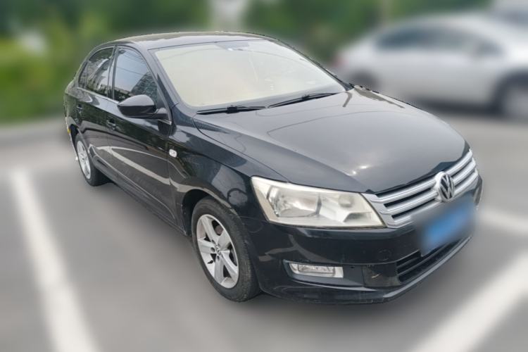 Used Volkswagen Santana 2013 1.6L Manual Comfort Edition Front Right 45 Deg