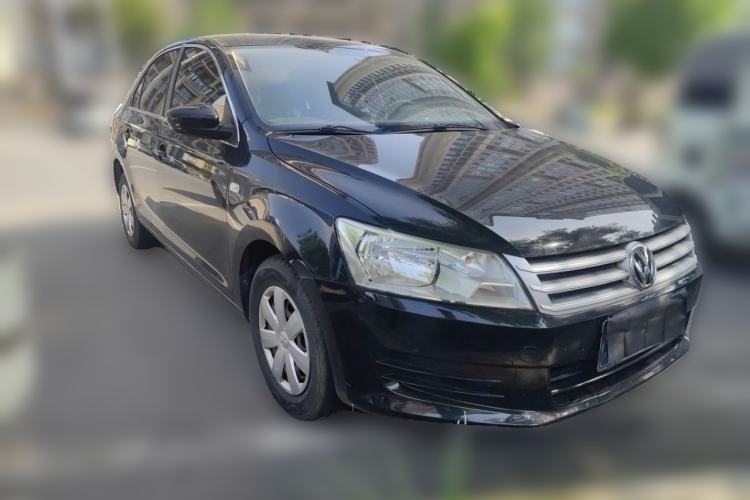 Used Volkswagen Santana 2013 1.6L Manual Fashion Edition Front Right 45 Deg
