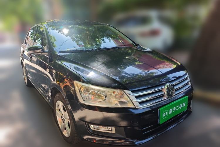 Used Volkswagen Santana 2013 1.6L Automatic Comfort Edition Front Right 45 Deg