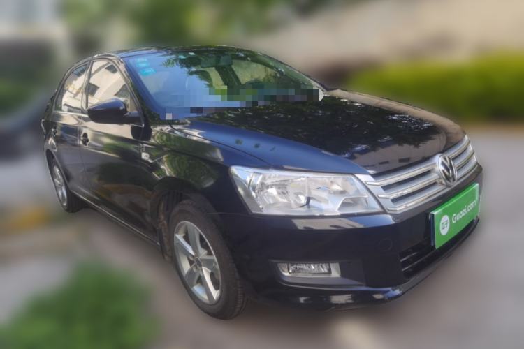 Used Volkswagen Santana 2013 1.6L Manual Comfort Edition Front Right 45 Deg