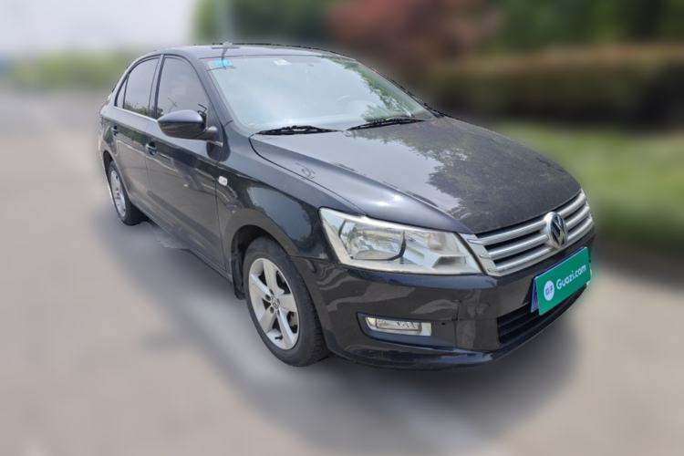 Used Volkswagen Santana 2013 1.6L Automatic Comfort Edition Front Right 45 Deg