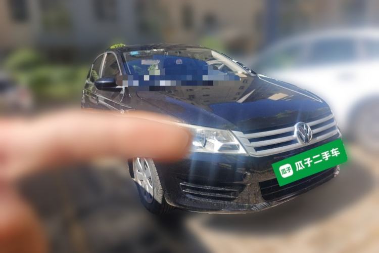 Used Volkswagen Santana 2013 1.6L Manual Fashion Edition Front Right 45 Deg