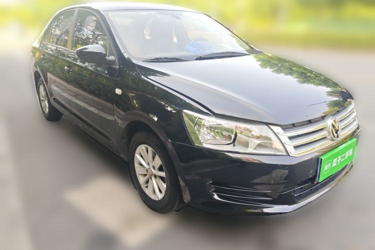 Used Volkswagen Santana 2013 1.6L Manual Fashion Edition Front Right 45 Deg