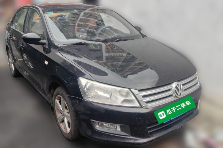 Used Volkswagen Santana 2013 1.6L Manual Comfort Edition Front Right 45 Deg