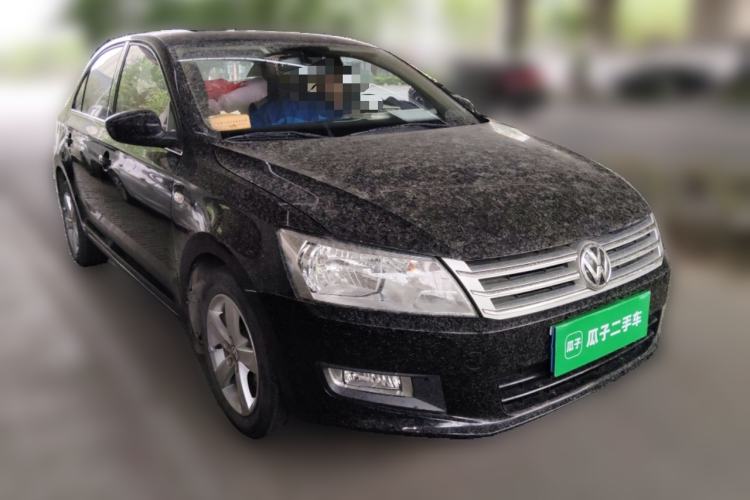 Used Volkswagen Santana 2013 1.4L Manual Comfort Edition Front Right 45 Deg