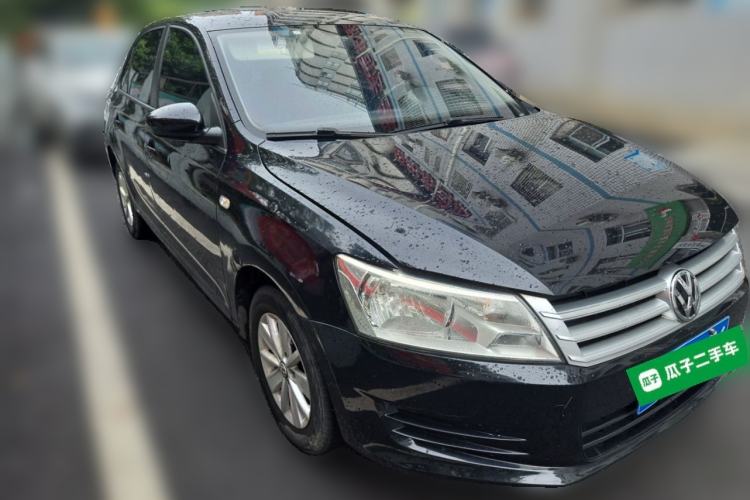 Used Volkswagen Santana 2013 1.4L Manual Fashion Edition Front Right 45 Deg