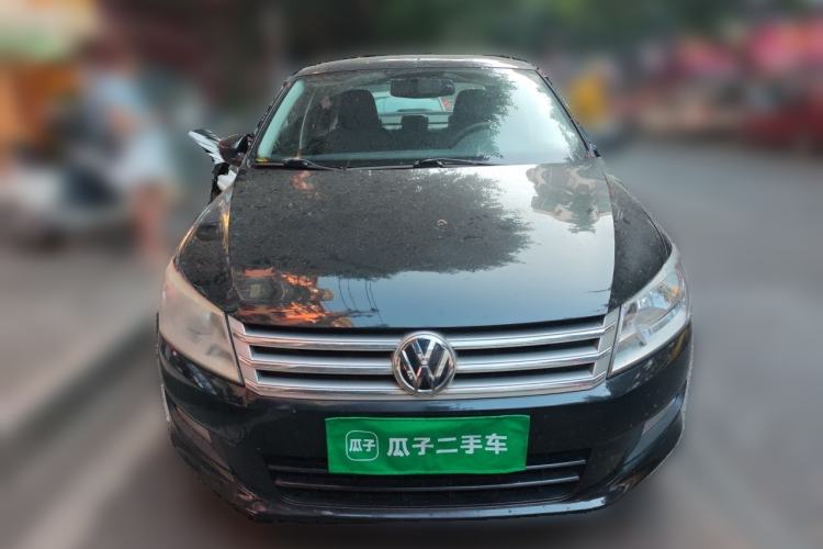 Used Volkswagen Santana 2013 1.6L Manual Comfort Edition Front