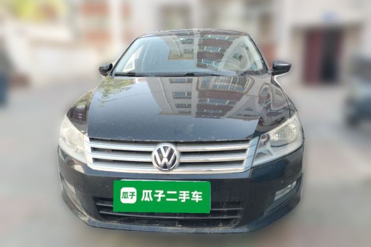 Used Volkswagen Santana 2013 1.4L Manual Comfort Edition Front