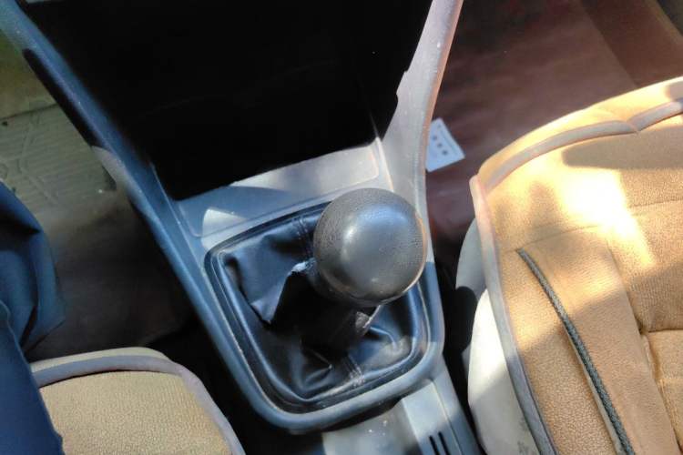 Used Volkswagen Santana 2013 1.4L Manual Fashion Edition Gear Lever
