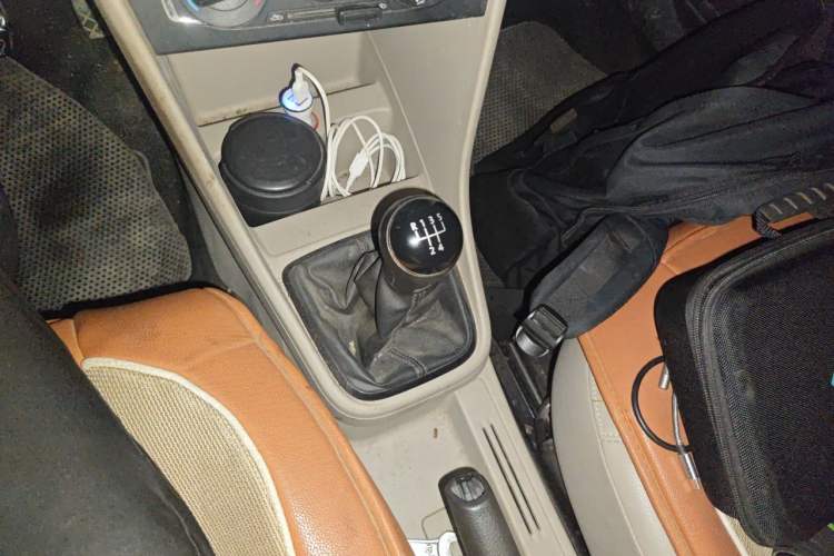 Used Volkswagen Santana 2013 1.6L Manual Comfort Edition Gear Lever