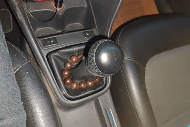 Used Volkswagen Santana 2013 1.4L Manual Comfort Edition Gear Lever
