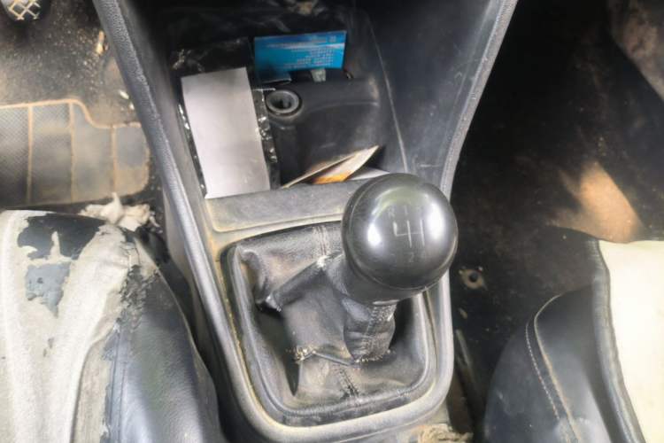 Used Volkswagen Santana 2013 1.6L Manual Fashion Edition Gear Lever