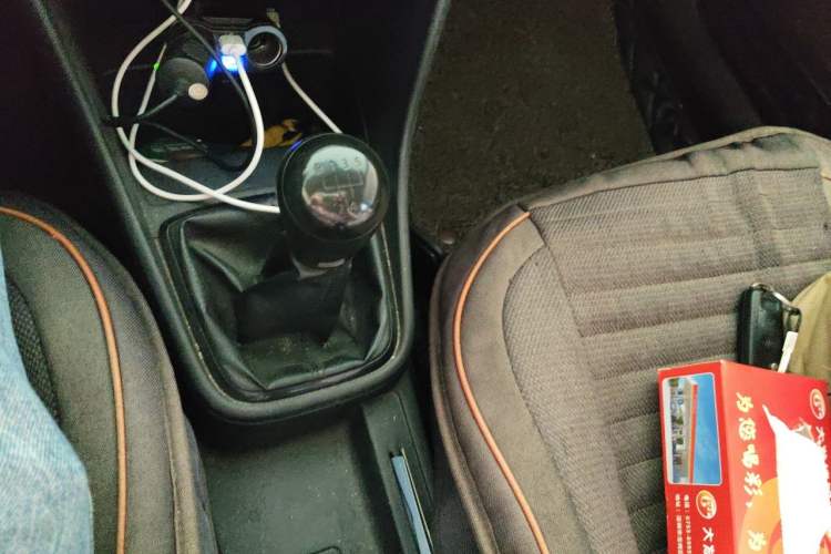 Used Volkswagen Santana 2013 1.6L Manual Fashion Edition Gear Lever