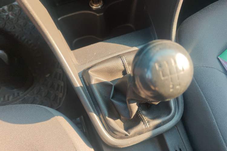Used Volkswagen Santana 2013 1.4L Manual Fashion Edition Gear Lever