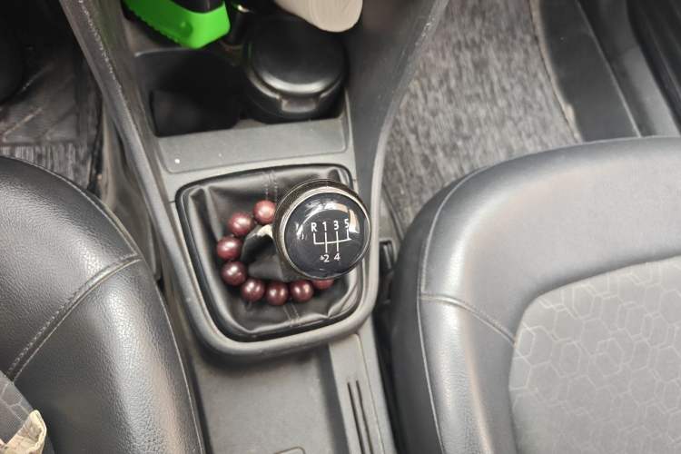 Used Volkswagen Santana 2013 1.4L Manual Comfort Edition Gear Lever