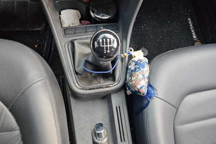 Used Volkswagen Santana 2013 1.6L Manual Luxury Edition Gear Lever