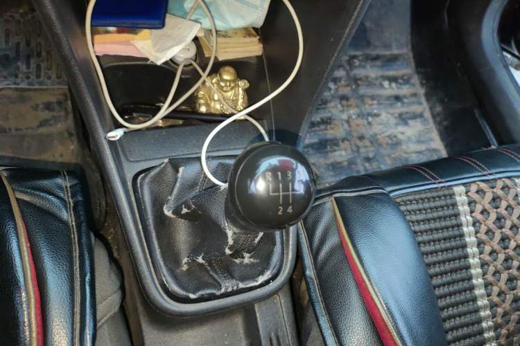 Used Volkswagen Santana 2013 1.6L Manual Fashion Edition Gear Lever