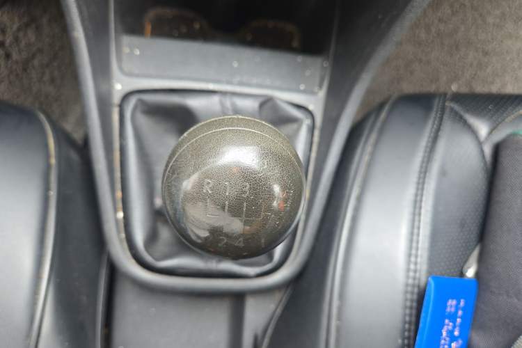 Used Volkswagen Santana 2013 1.4L Manual Fashion Edition Gear Lever