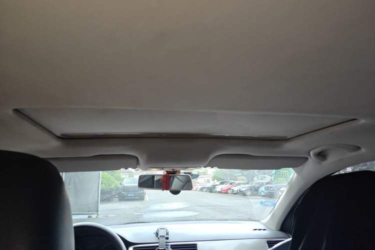 Used Volkswagen Santana 2013 1.6L Manual Comfort Edition Headliner
