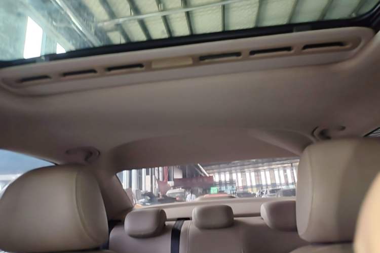 Used Volkswagen Santana 2013 1.6L Automatic Comfort Edition Headliner