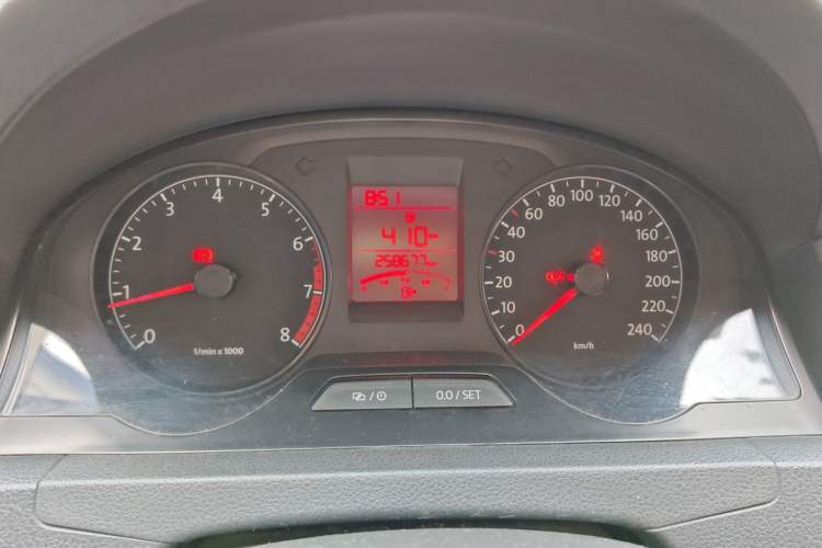Used Volkswagen Santana 2013 1.6L Manual Comfort Edition Instrument Cluster
