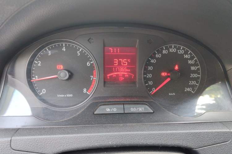 Used Volkswagen Santana 2013 1.6L Manual Fashion Edition Instrument Cluster