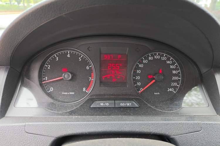 Used Volkswagen Santana 2013 1.6L Automatic Fashion Edition Instrument Cluster