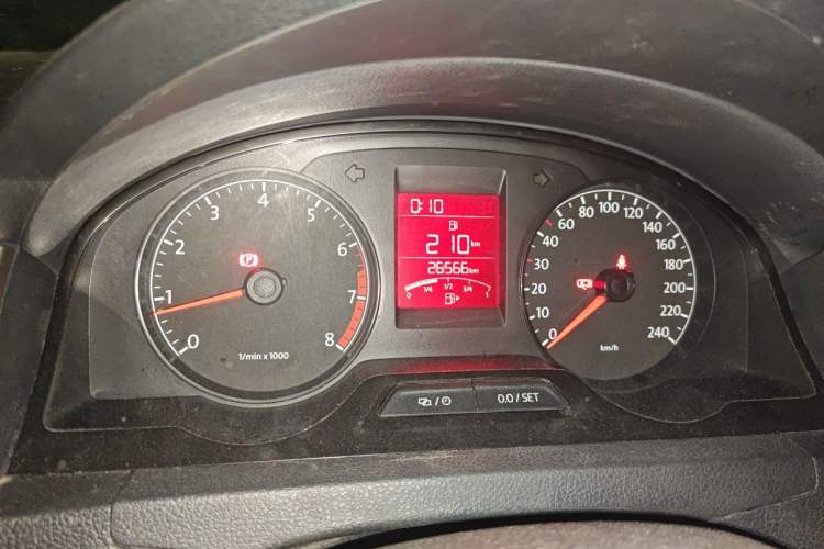 Used Volkswagen Santana 2013 1.6L Manual Comfort Edition Instrument Cluster