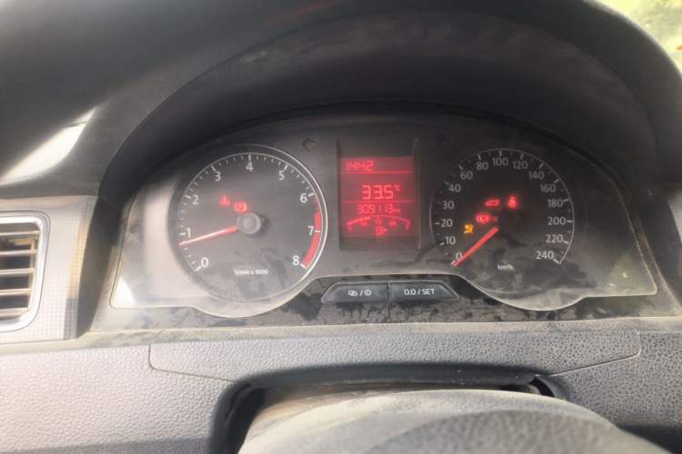 Used Volkswagen Santana 2013 1.6L Manual Fashion Edition Instrument Cluster