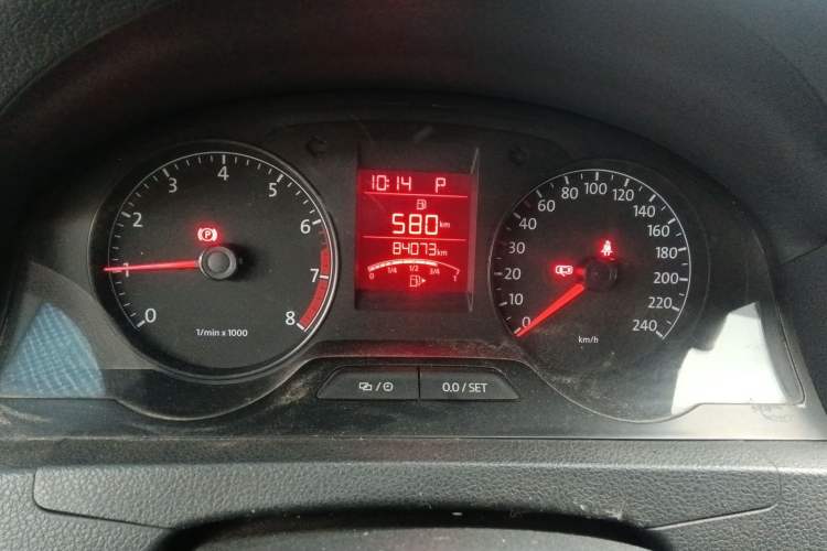Used Volkswagen Santana 2013 1.6L Automatic Comfort Edition Instrument Cluster