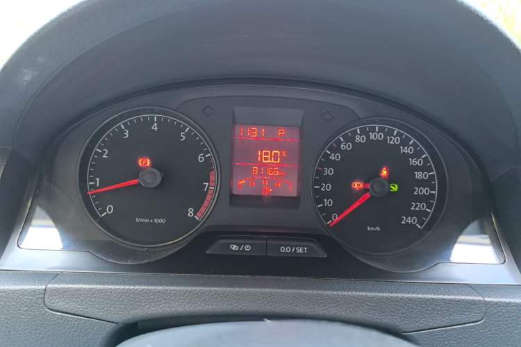 Used Volkswagen Santana 2013 1.6L Automatic Fashion Edition Instrument Cluster