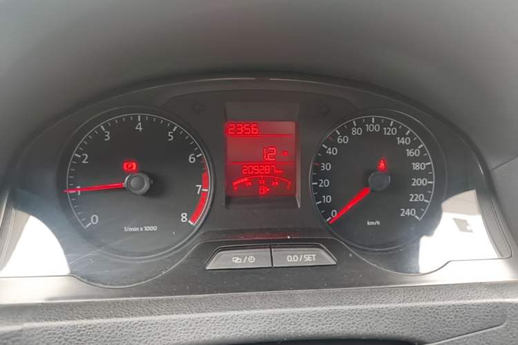 Used Volkswagen Santana 2013 1.6L Manual Comfort Edition Instrument Cluster