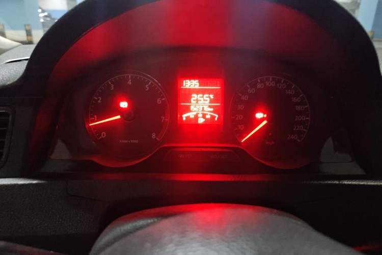 Used Volkswagen Santana 2013 1.6L Manual Fashion Edition Instrument Cluster