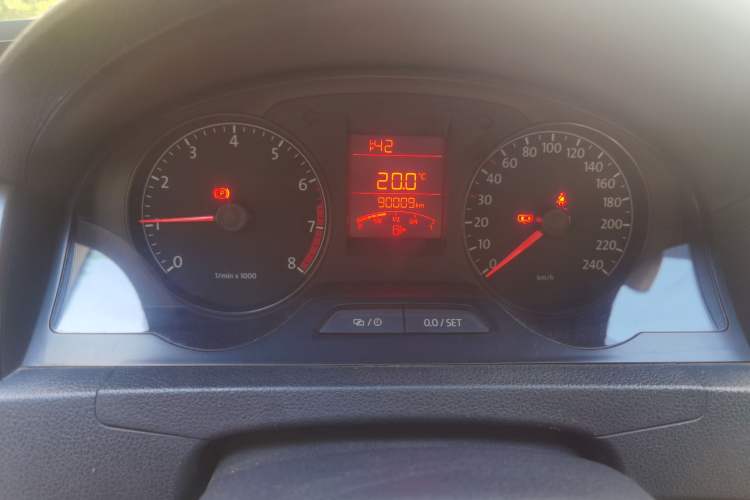 Used Volkswagen Santana 2013 1.6L Manual Comfort Edition Instrument Cluster