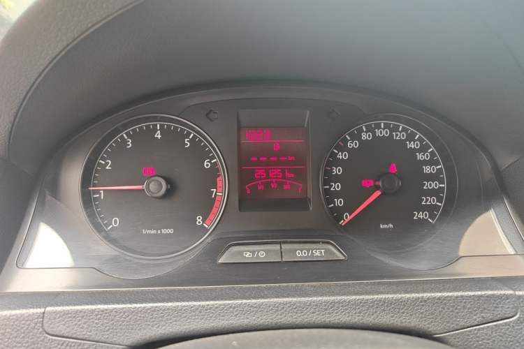 Used Volkswagen Santana 2013 1.4L Manual Comfort Edition Instrument Cluster