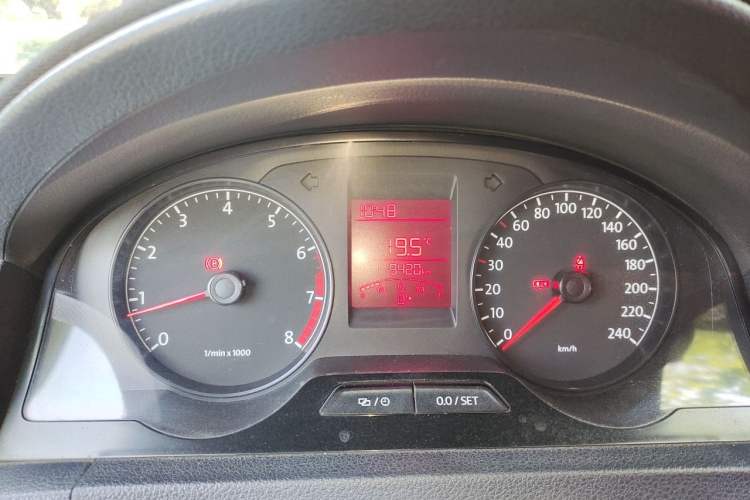 Used Volkswagen Santana 2013 1.6L Manual Fashion Edition Instrument Cluster
