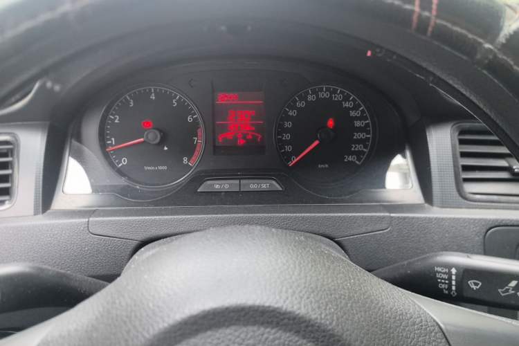 Used Volkswagen Santana 2013 1.6L Manual Fashion Edition Instrument Cluster