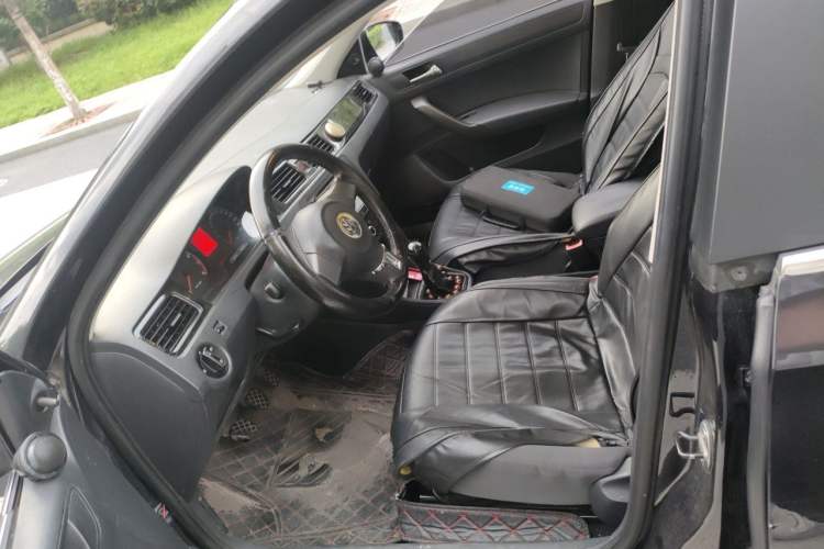 Used Volkswagen Santana 2013 1.6L Manual Fashion Edition Left Front Seat