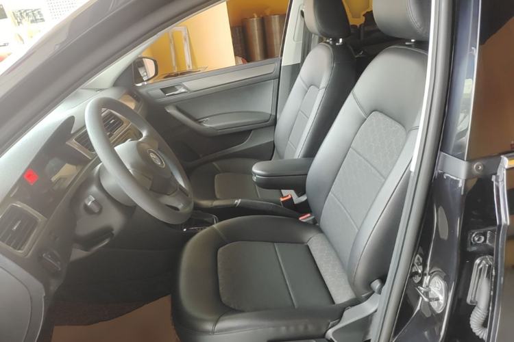 Used Volkswagen Santana 2013 1.6L Automatic Comfort Edition Left Front Seat