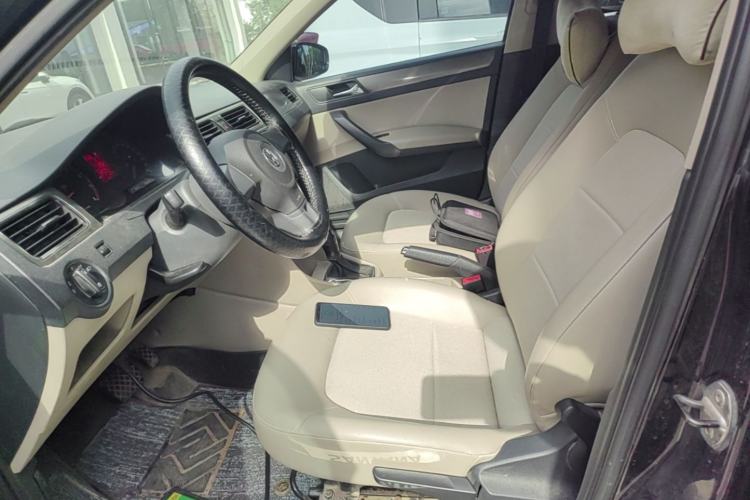 Used Volkswagen Santana 2013 1.6L Automatic Comfort Edition Left Front Seat