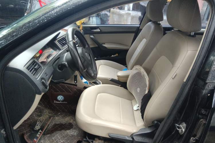 Used Volkswagen Santana 2013 1.6L Automatic Comfort Edition Left Front Seat