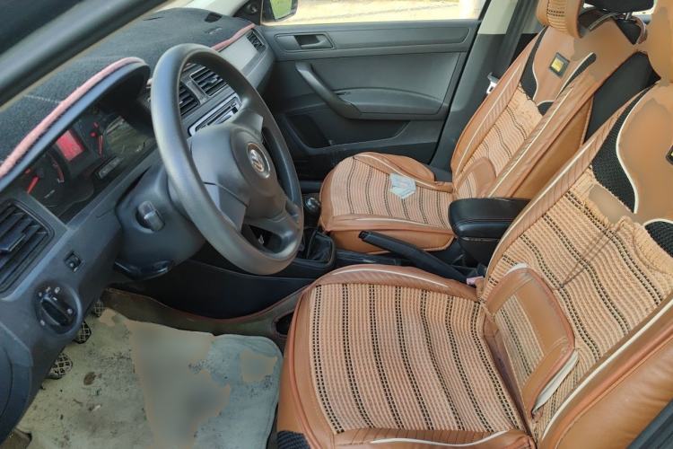 Used Volkswagen Santana 2013 1.6L Manual Fashion Edition Left Front Seat